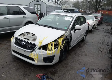 2014 Subaru Impreza 2.0I Premium z USA, uszkodzony, nr VIN JF1GPAD68E8288783